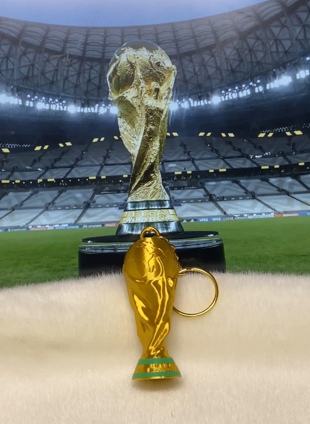 World Cup Trophy Keychain - photo 3