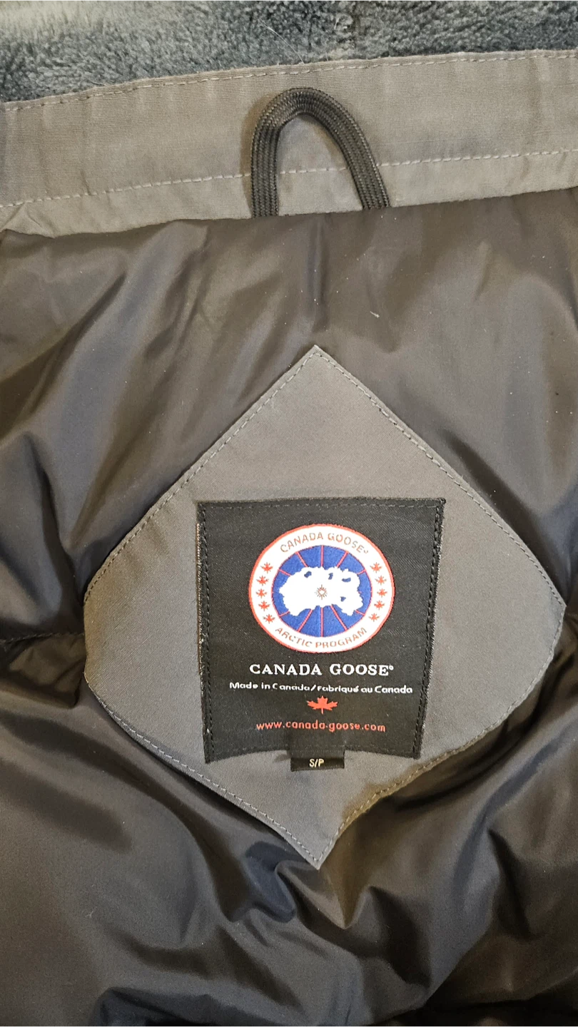 Canada Goose Down Parka Jacket - photo 3