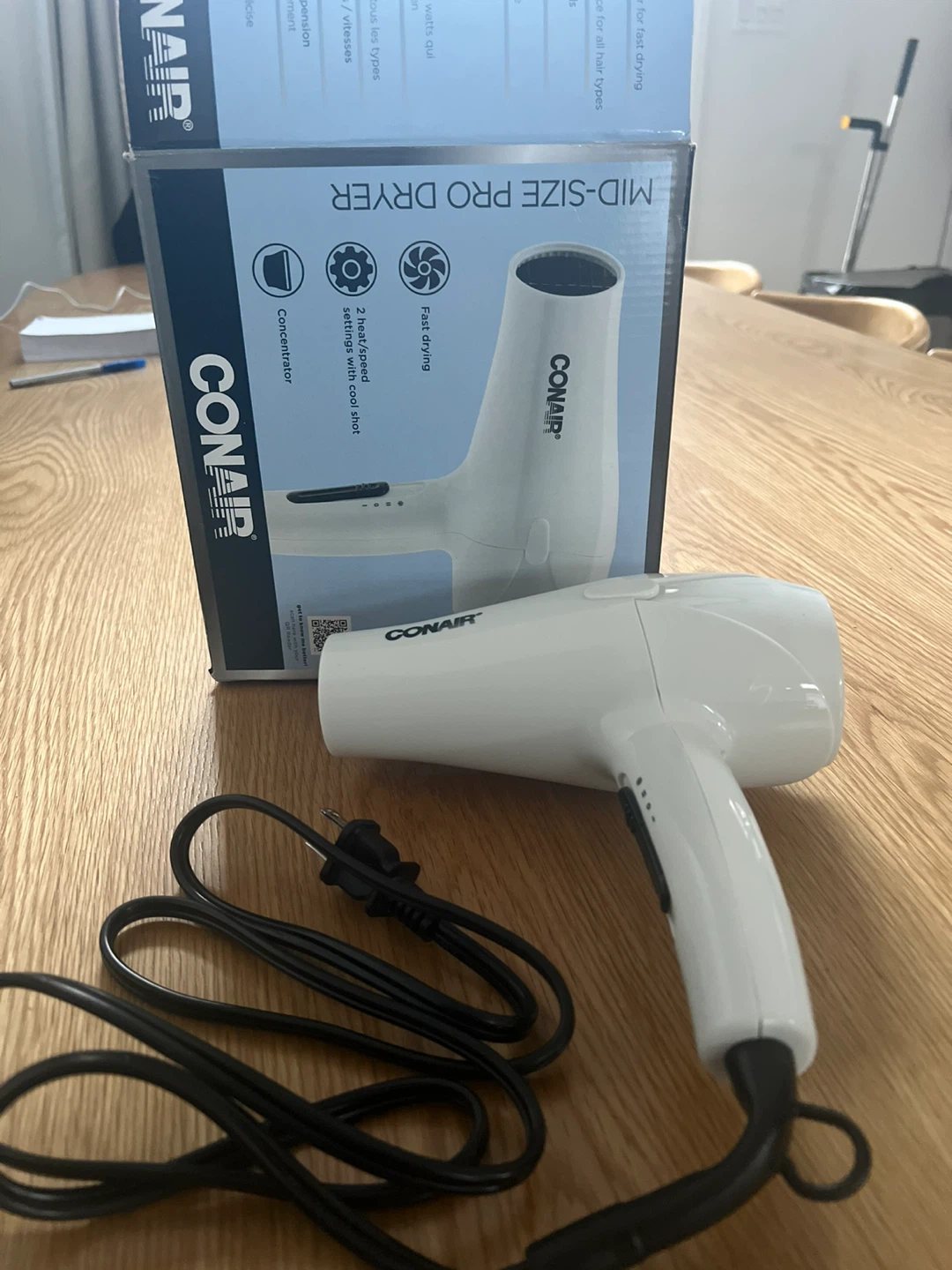 Conair Mid-Size Pro Dryer - photo 3