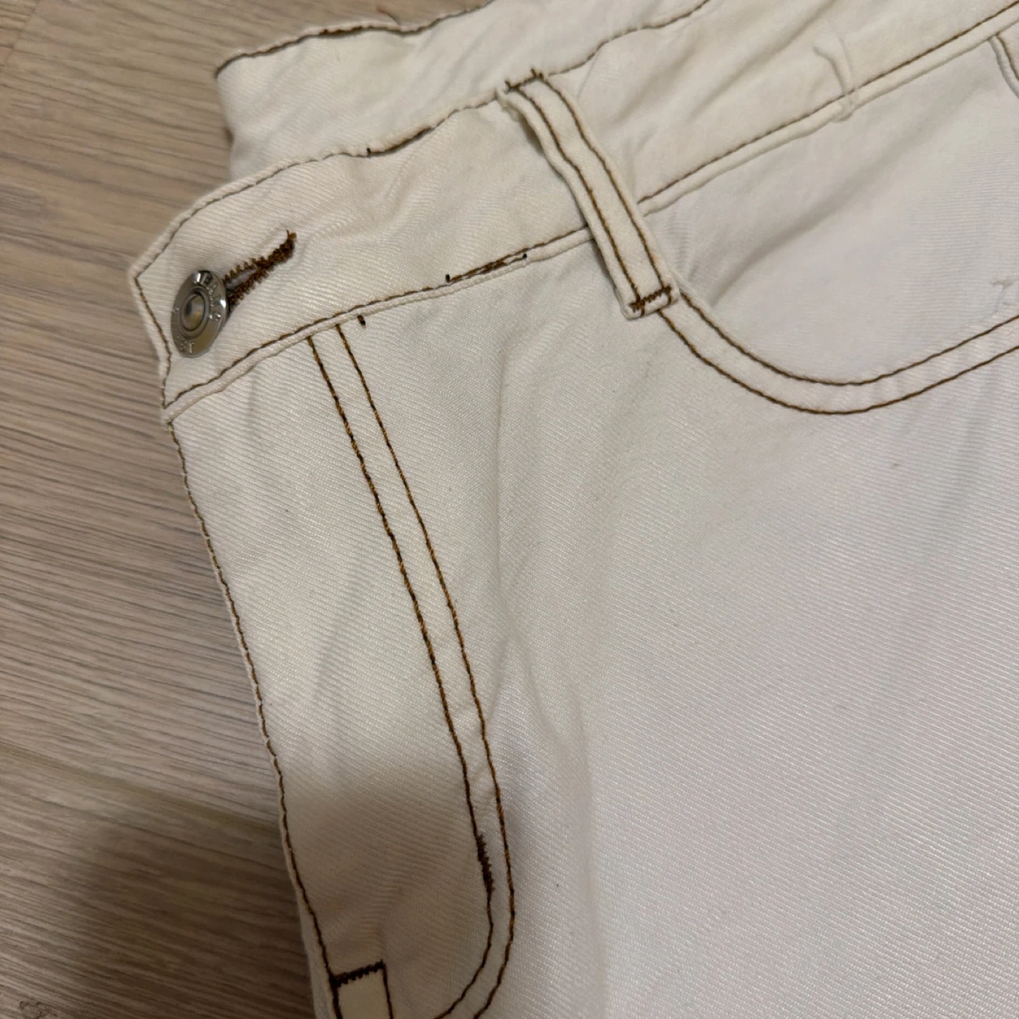 Off-white Jeans
