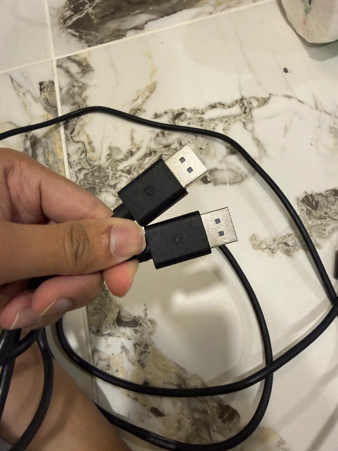 🔌 HDMI & DisplayPort Cables - photo 2