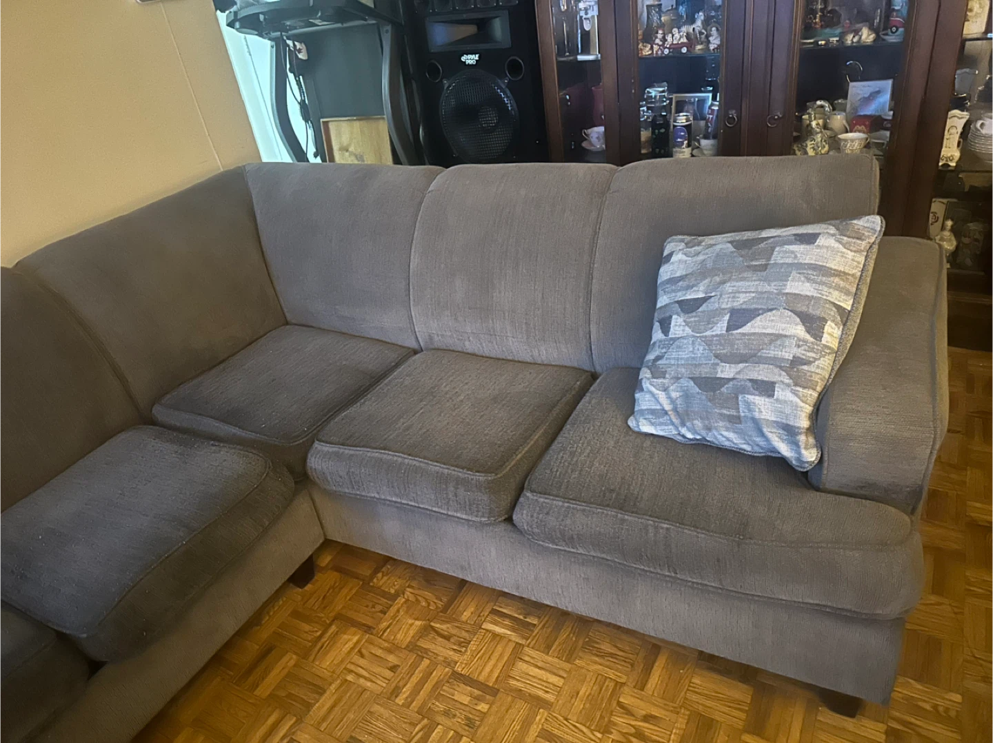 Grey Sectional Couch with Pull-Out Bed (Pending Pickup)