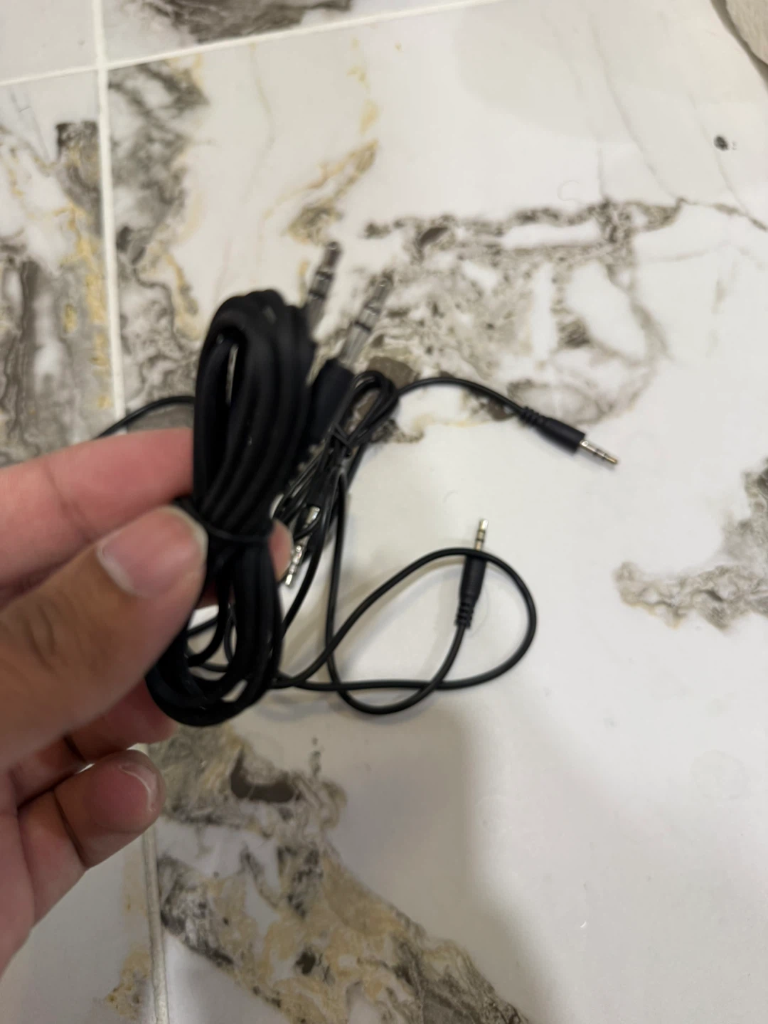 🔌 Mixed Cables Bundle (USB, Audio, Power & More) - photo 4