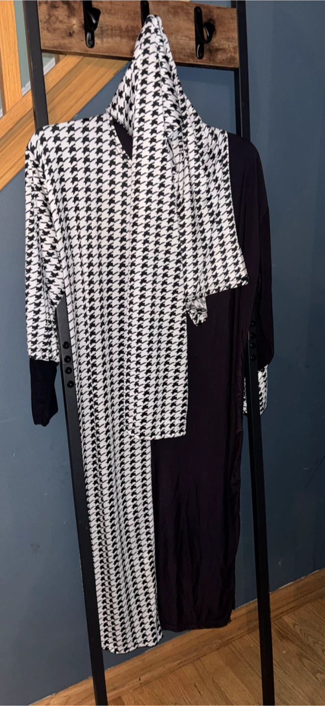 Houndstooth Print Dress / abaya for girl with Scarf
