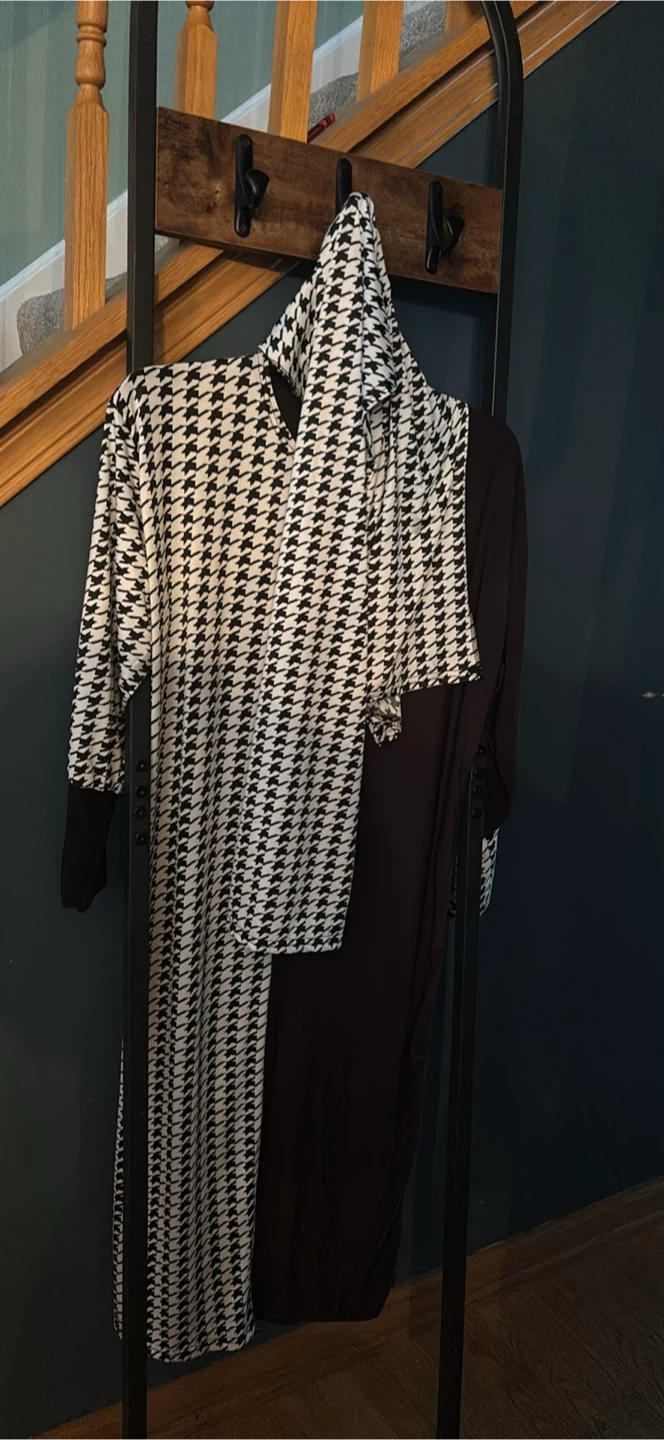 Houndstooth Print Dress / abaya for girl with Scarf - photo 3