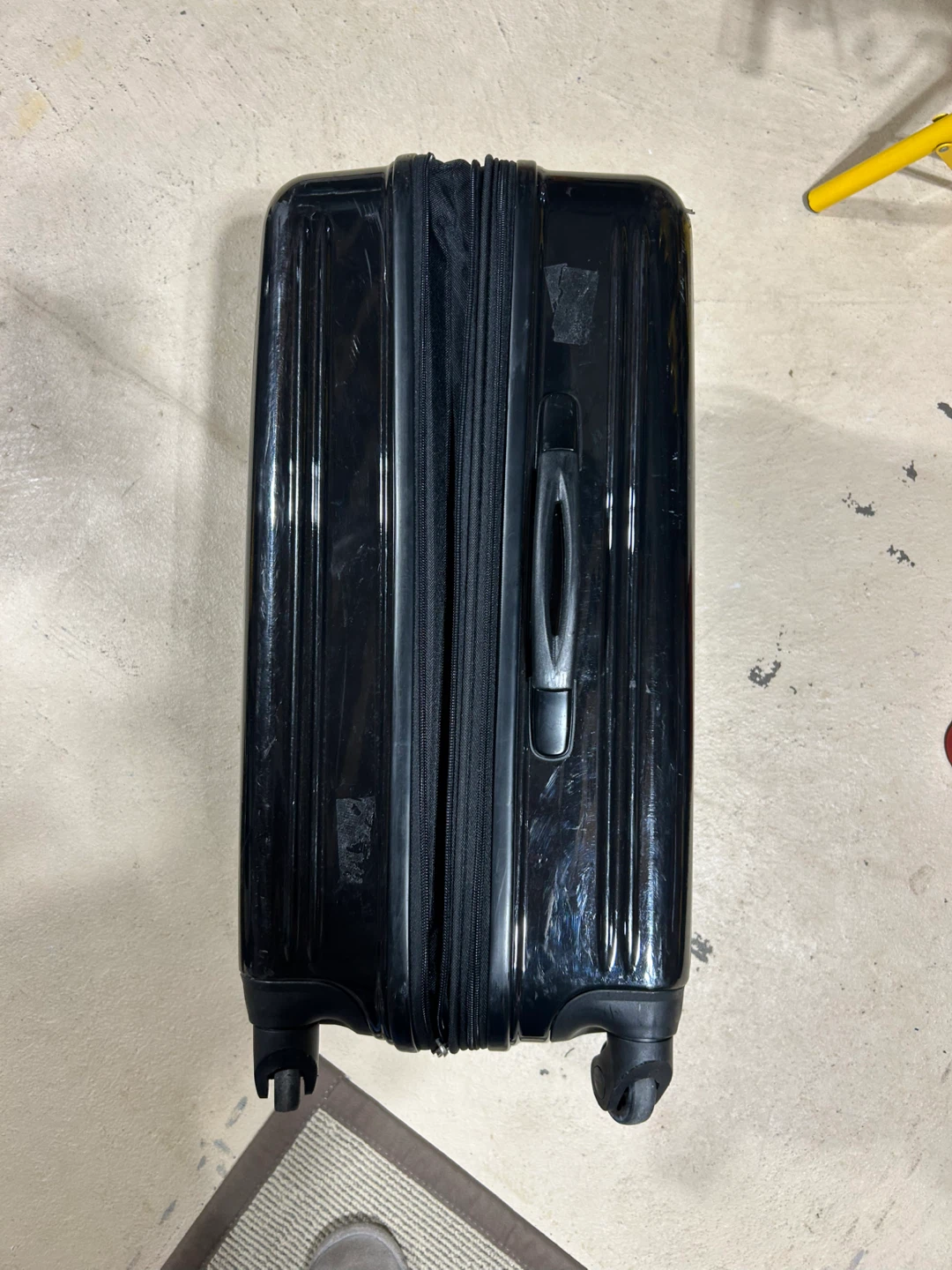 Samsonite Black Hardside Spinner Suitcase - photo 4