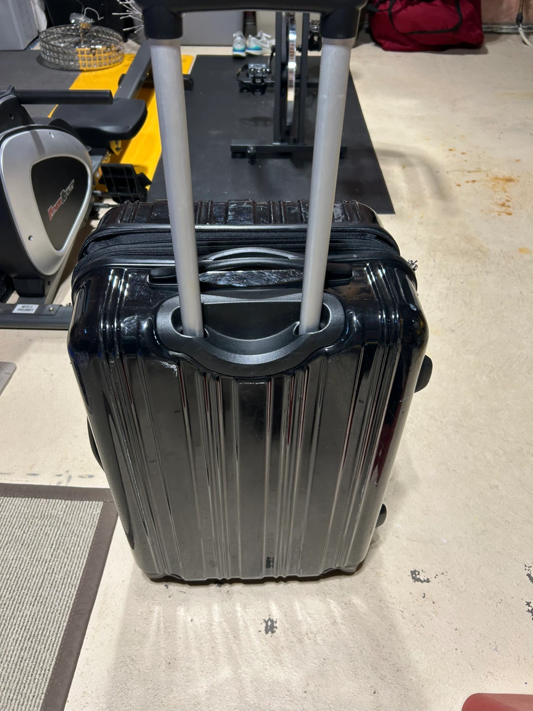 Samsonite Black Hardside Spinner Suitcase - photo 2