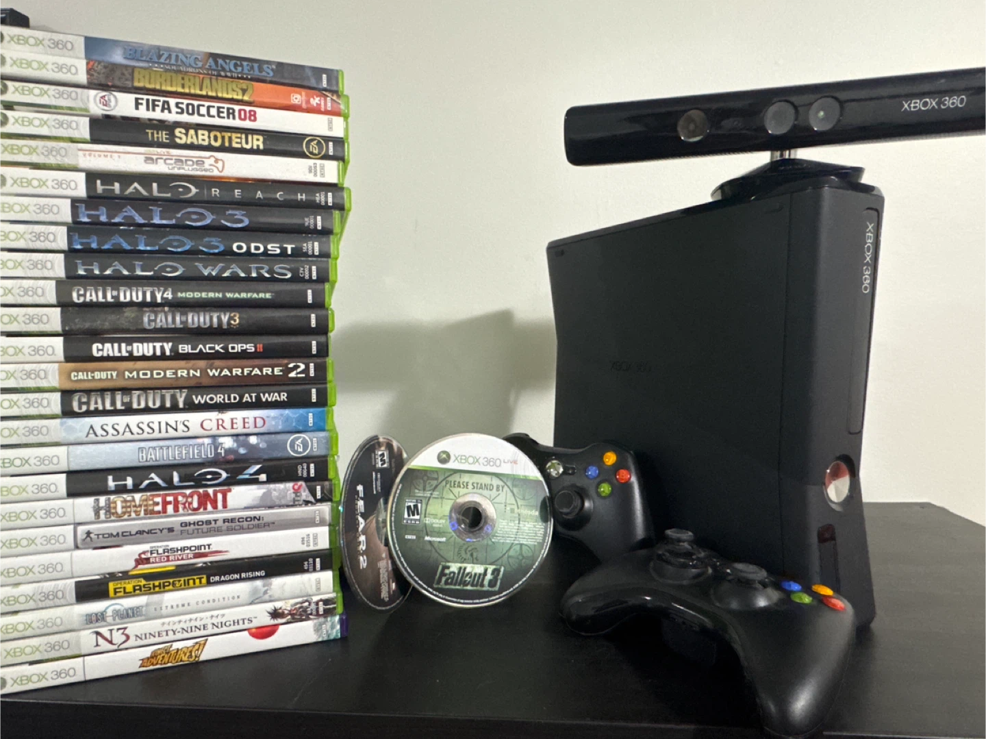 Xbox 360 Console with Games and Kinect