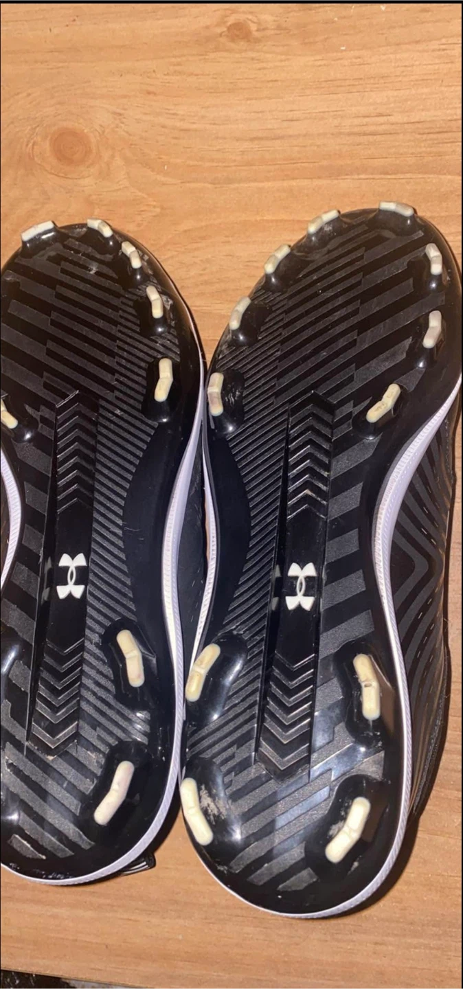 Under Armour Black Baseball Cleats size 11 - photo 3