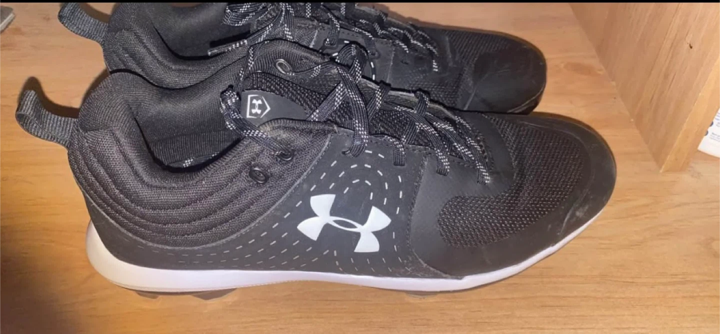 Under Armour Black Baseball Cleats size 11 - photo 4