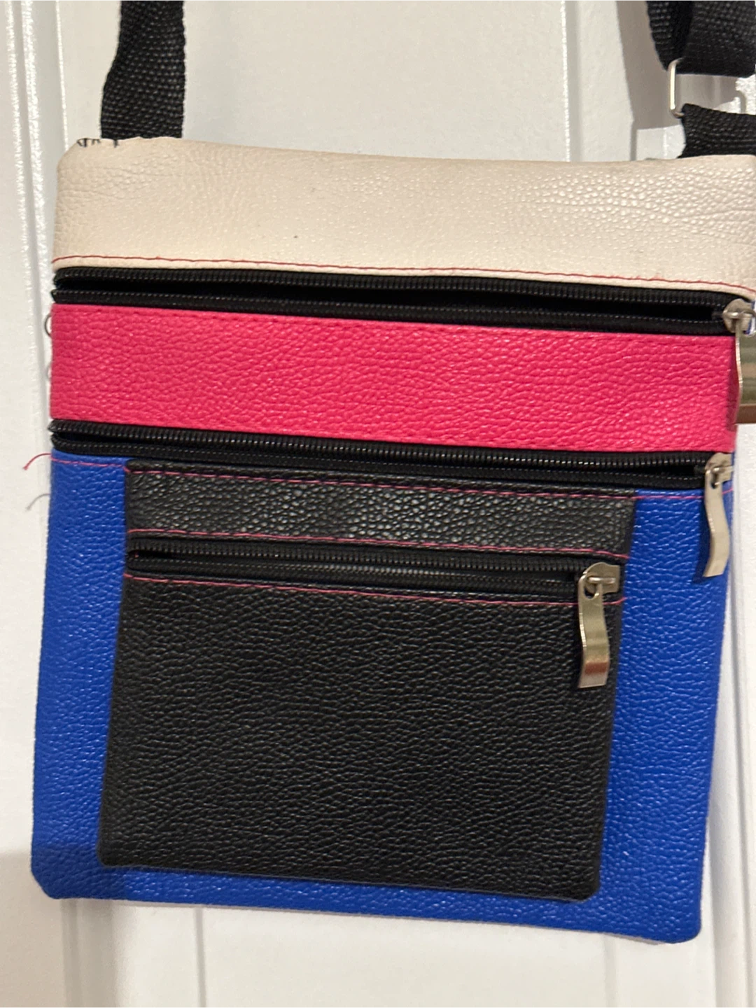 This fun multicoloured pouch is ready to go - photo 2