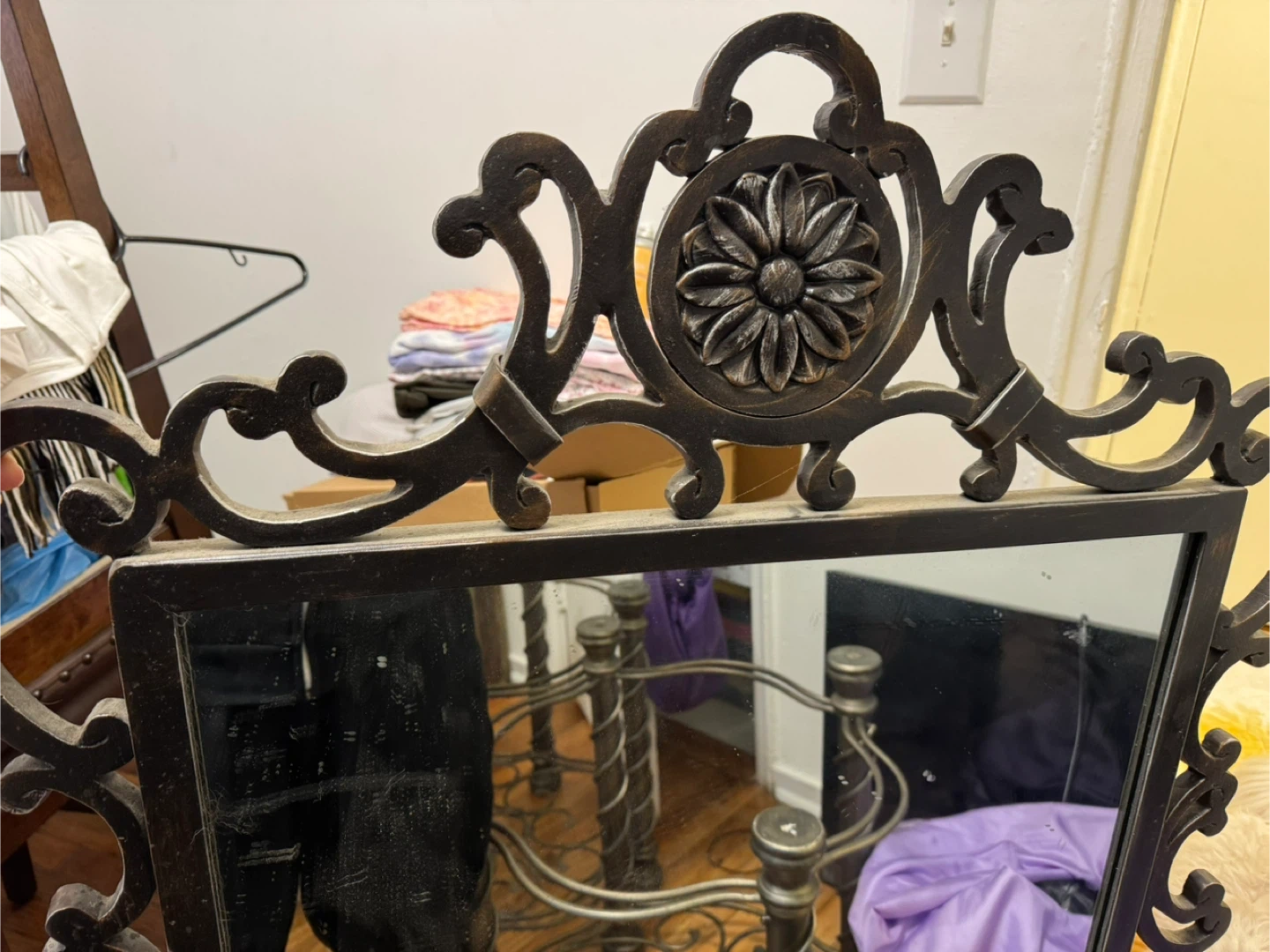 Ornate Metal Vanity Mirror - photo 2
