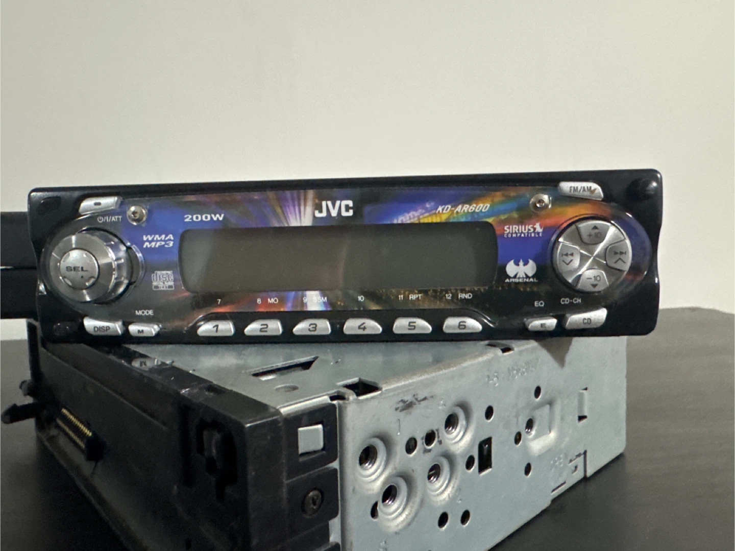 JVC KD-AR600 Car Stereo Receiver - photo 2