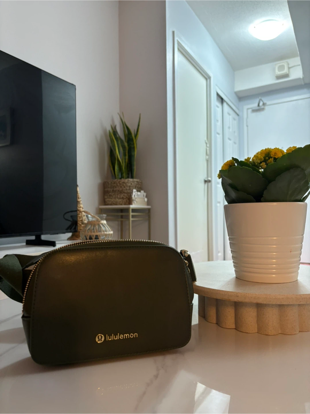 Lululemon Everywhere Belt Bag - Olive Green