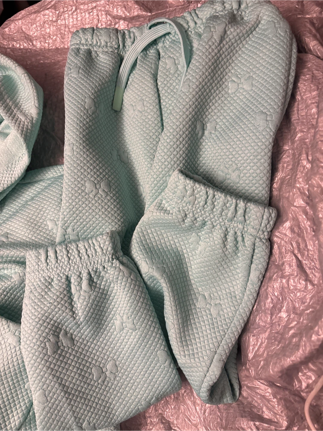 NWOT Andy & Evan Kids Quilted Hoodie and Sweatpants Set - Size 4 - photo 3