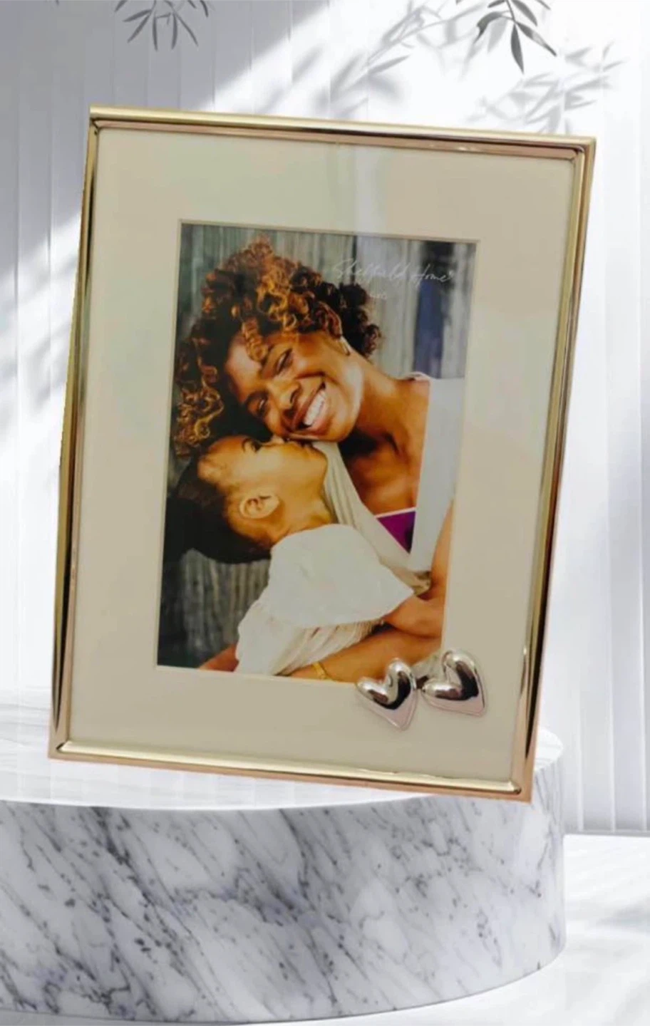 Sheffield Home 4x6 Gold Tone Photo Frame with Hearts