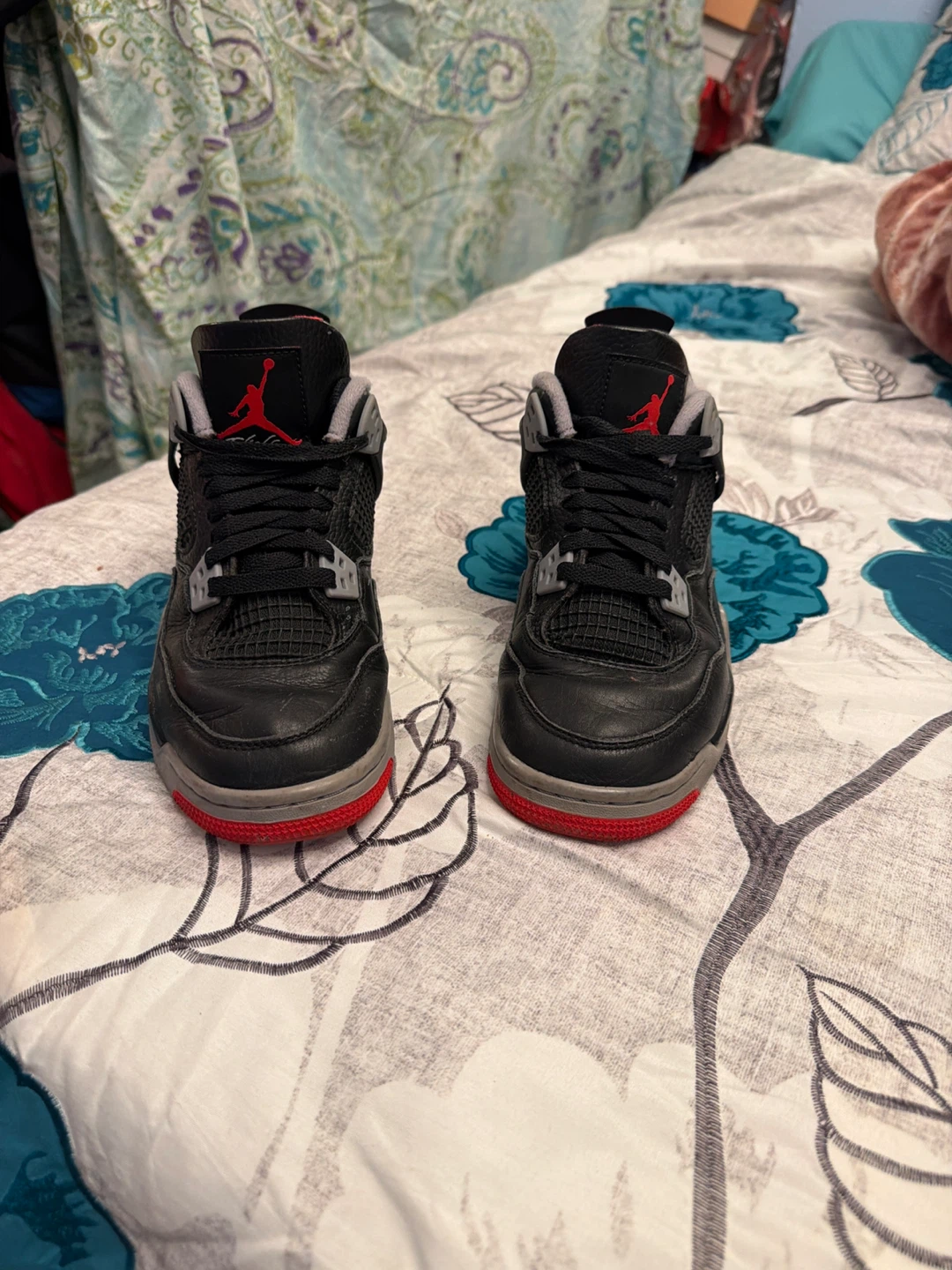 Air Jordan 4 Retro (Toddler) Black Red size 5Y