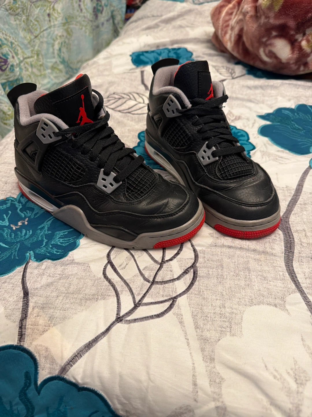 Air Jordan 4 Retro (Toddler) Black Red size 5Y - photo 2