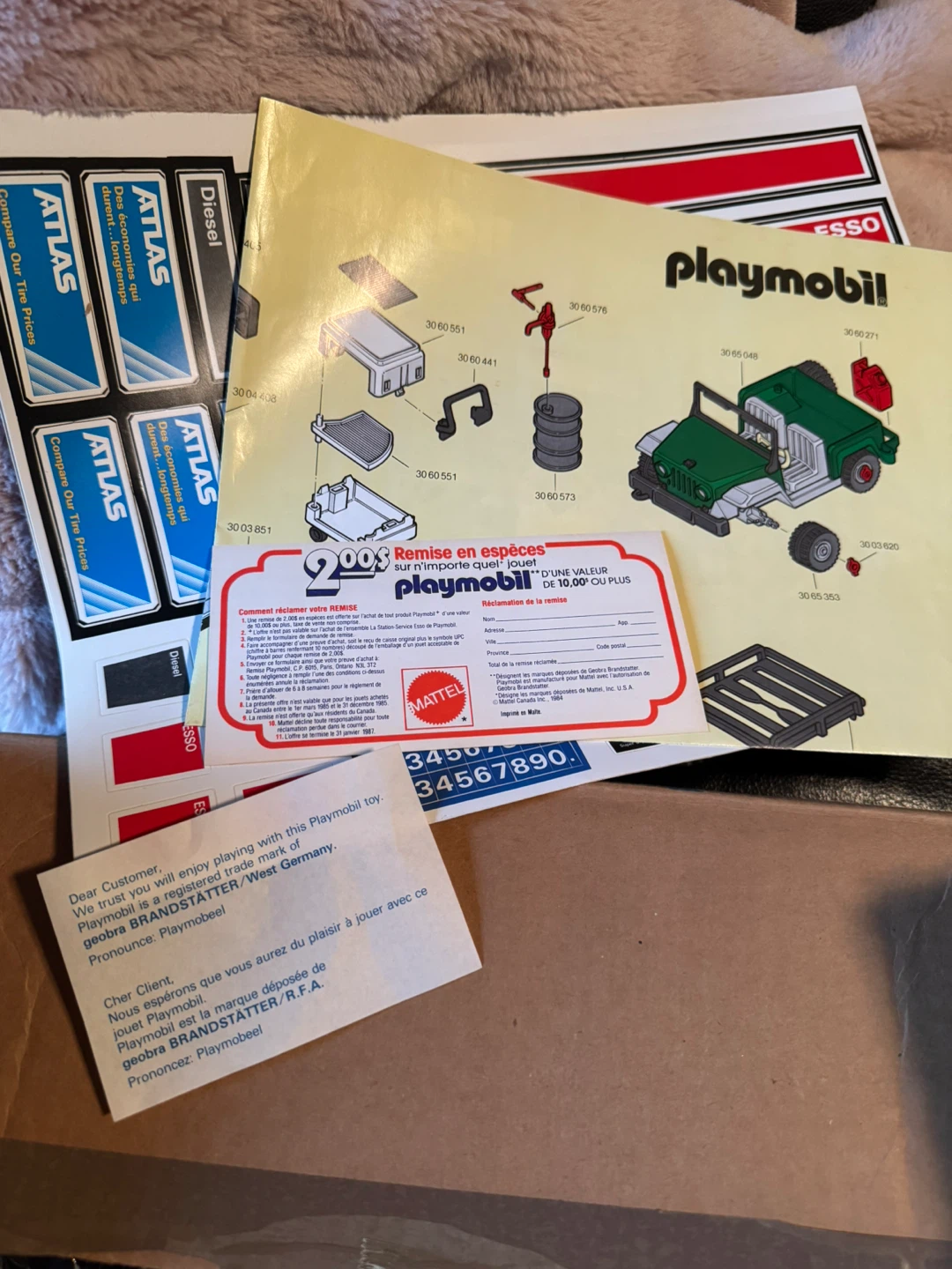 1985 BNIB Playmobil Esso Gas Station Set