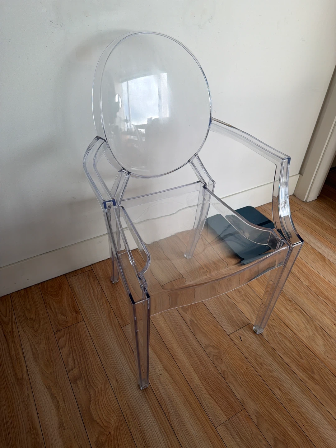 Clear Louis Ghost Style Armchair