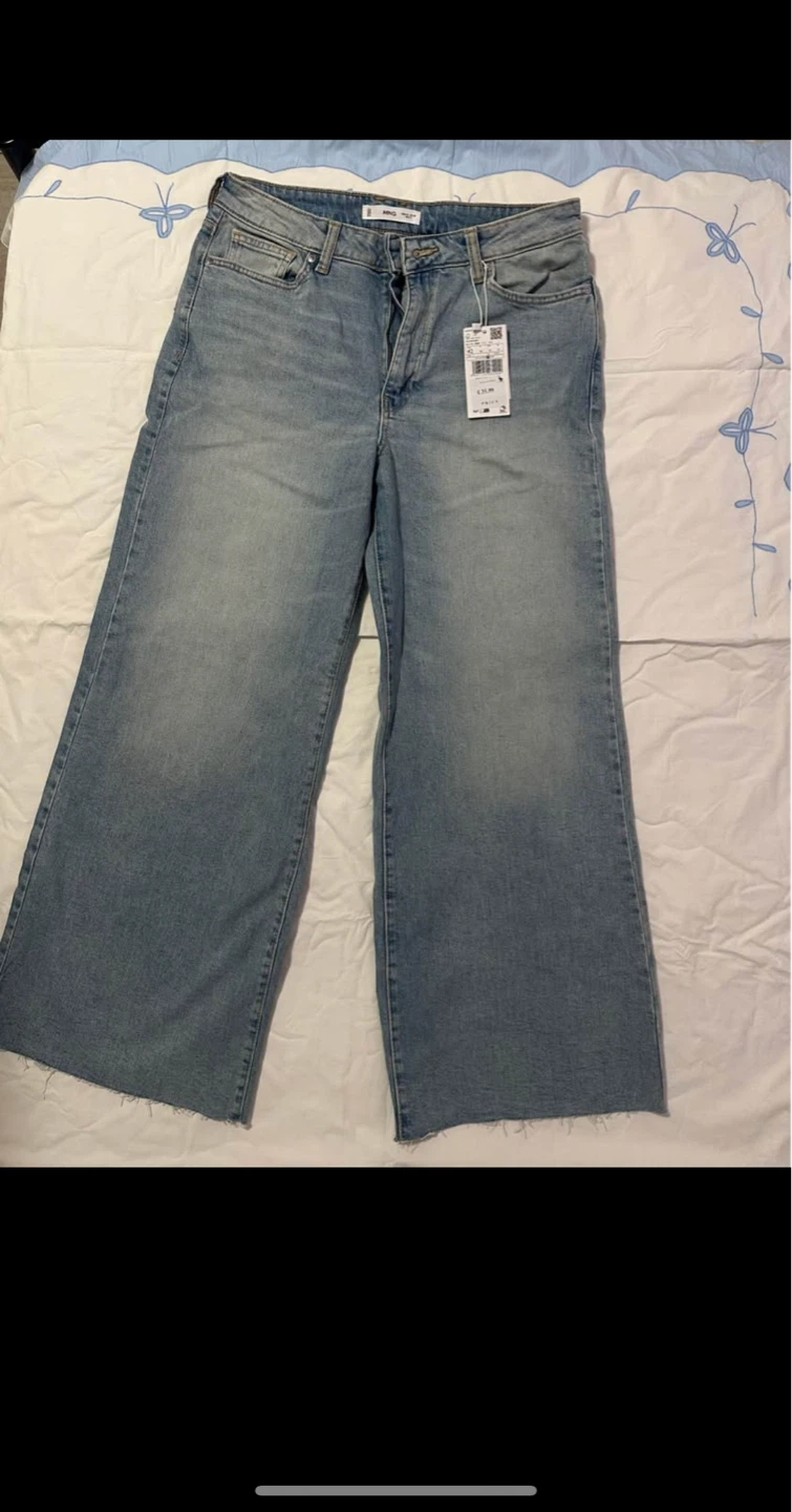 MNG Wide Leg Cropped Jeans Size 10