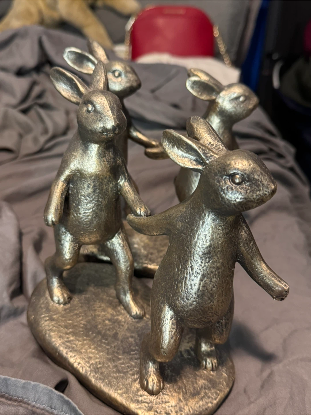 Bronze-finish Bunny Figurine - photo 2