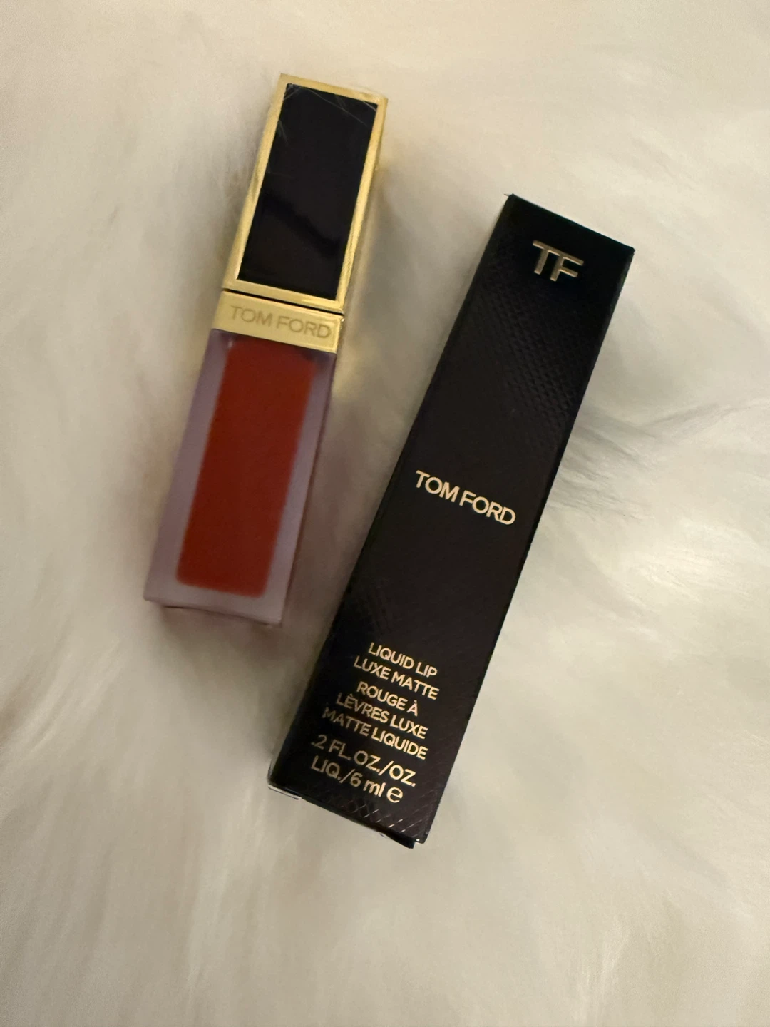 Tom Ford Liquid Lip Luxe Matte #133 Scarlet Stiletto