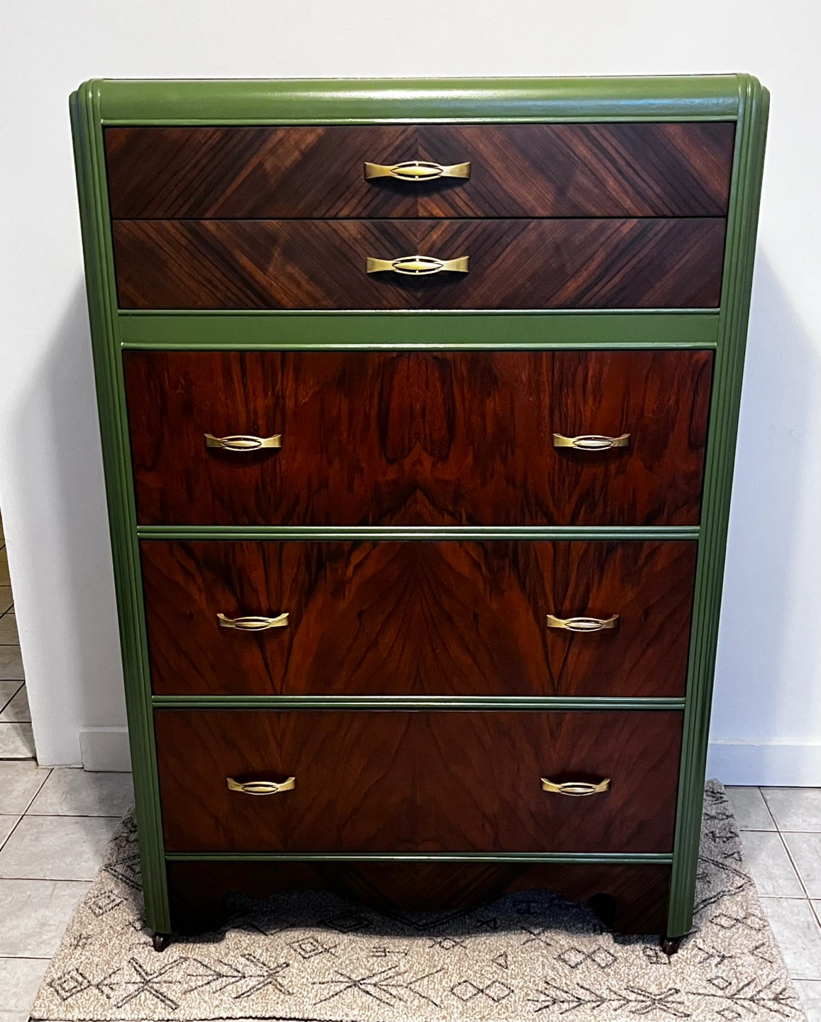 Restored Art Deco Dresser - photo 2