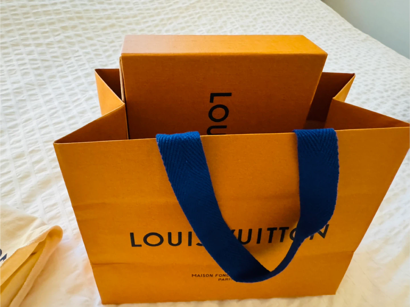 Authentic Louis Vuitton Monogram Zip Around Wallet - photo 5