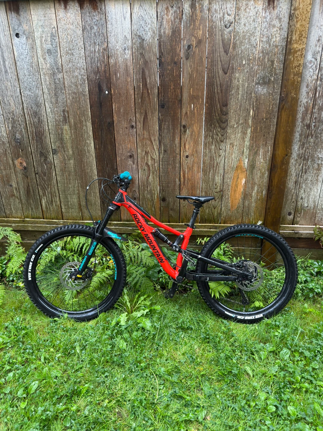 Rocky Mountain Reaper 24” Full Suspension Mountain Bike