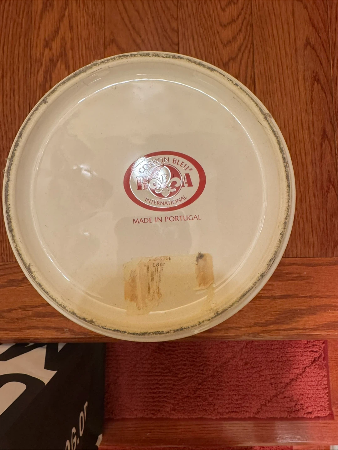 Porcelain Popcorn Bowl and 5 Reusable Popcorn Containers - photo 3