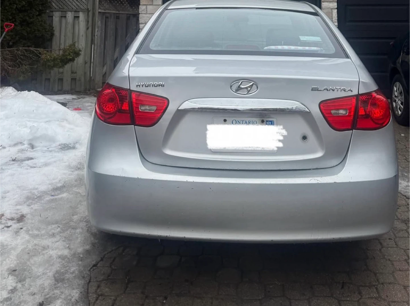 Silver Hyundai Elantra Sedan - photo 4