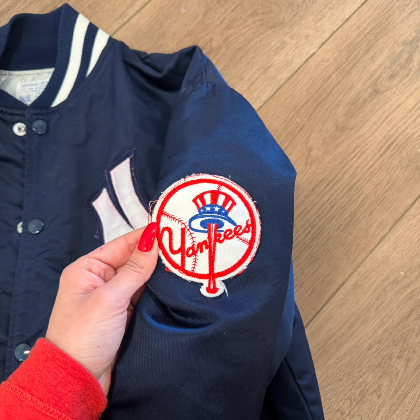 New York Yankees Satin Bomber Jacket - photo 2