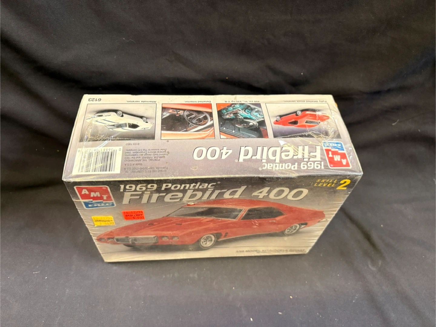 1969 Pontiac Firebird 400 Model Car Kit - photo 2
