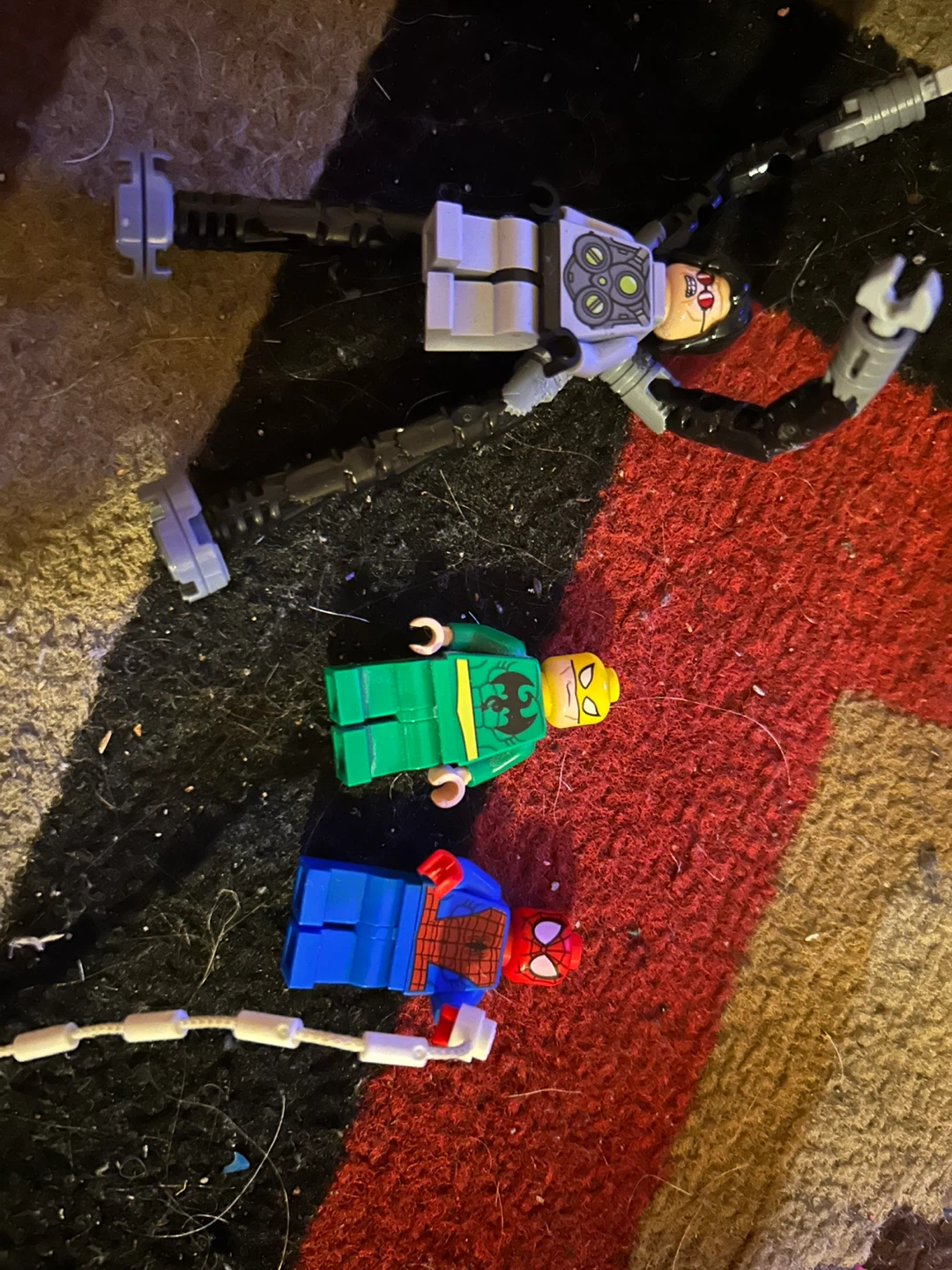 LEGO Marvel Spider-Man Doc Ock lab Battle (76198) - photo 2
