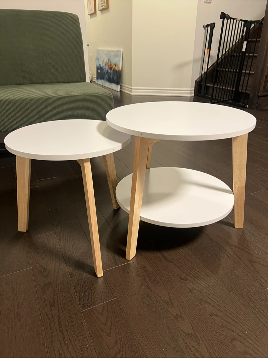 White Round Nesting Coffee Tables