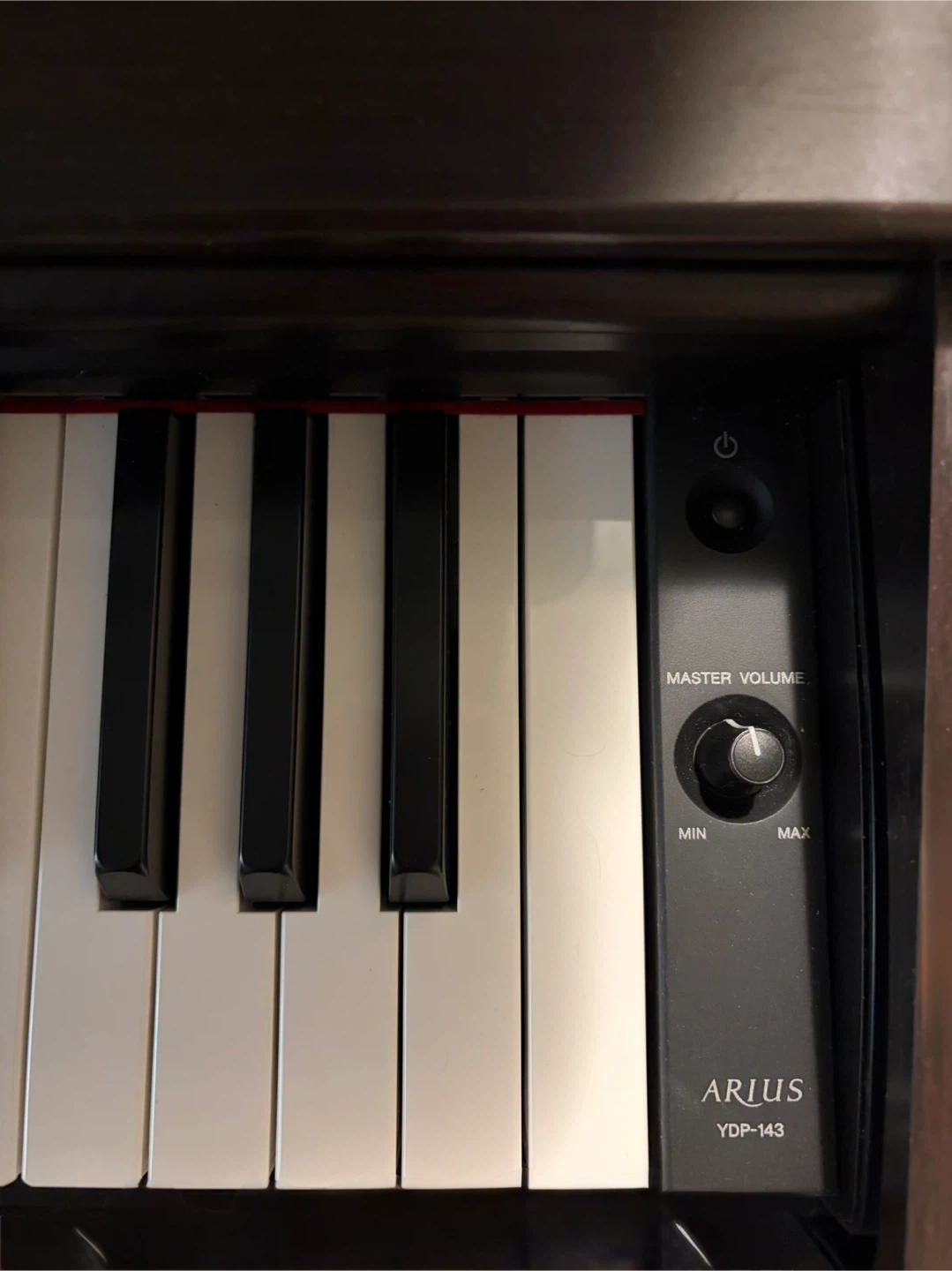 Yamaha Arius YDP 143 (Will remove positing April 21) - photo 3