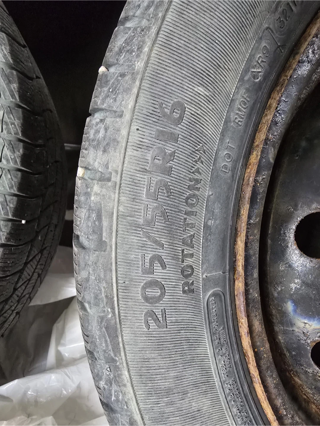 Winter Tires - 205/55R16 - photo 4