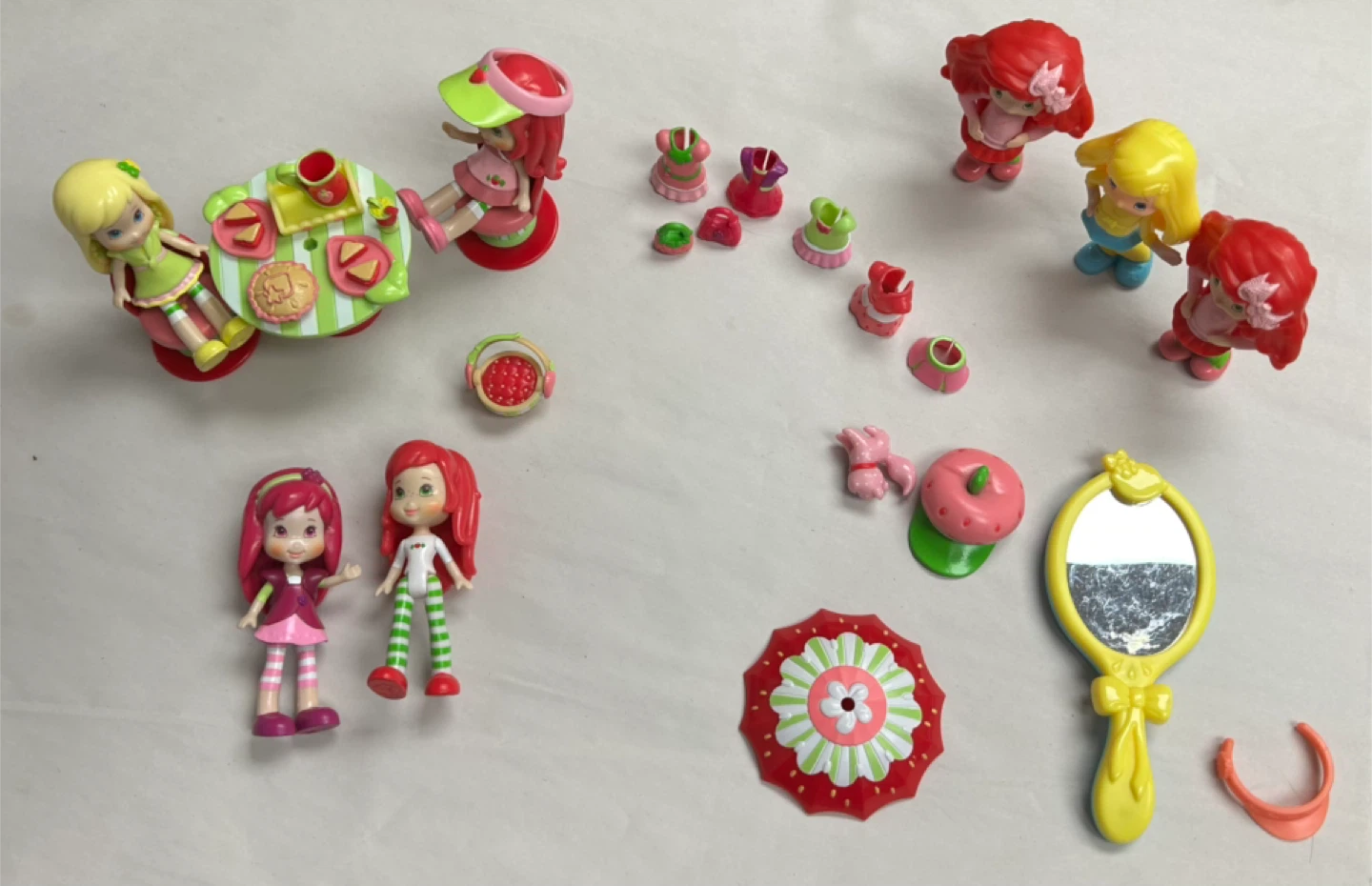 Strawberry Shortcake Mini Figures and Accessories