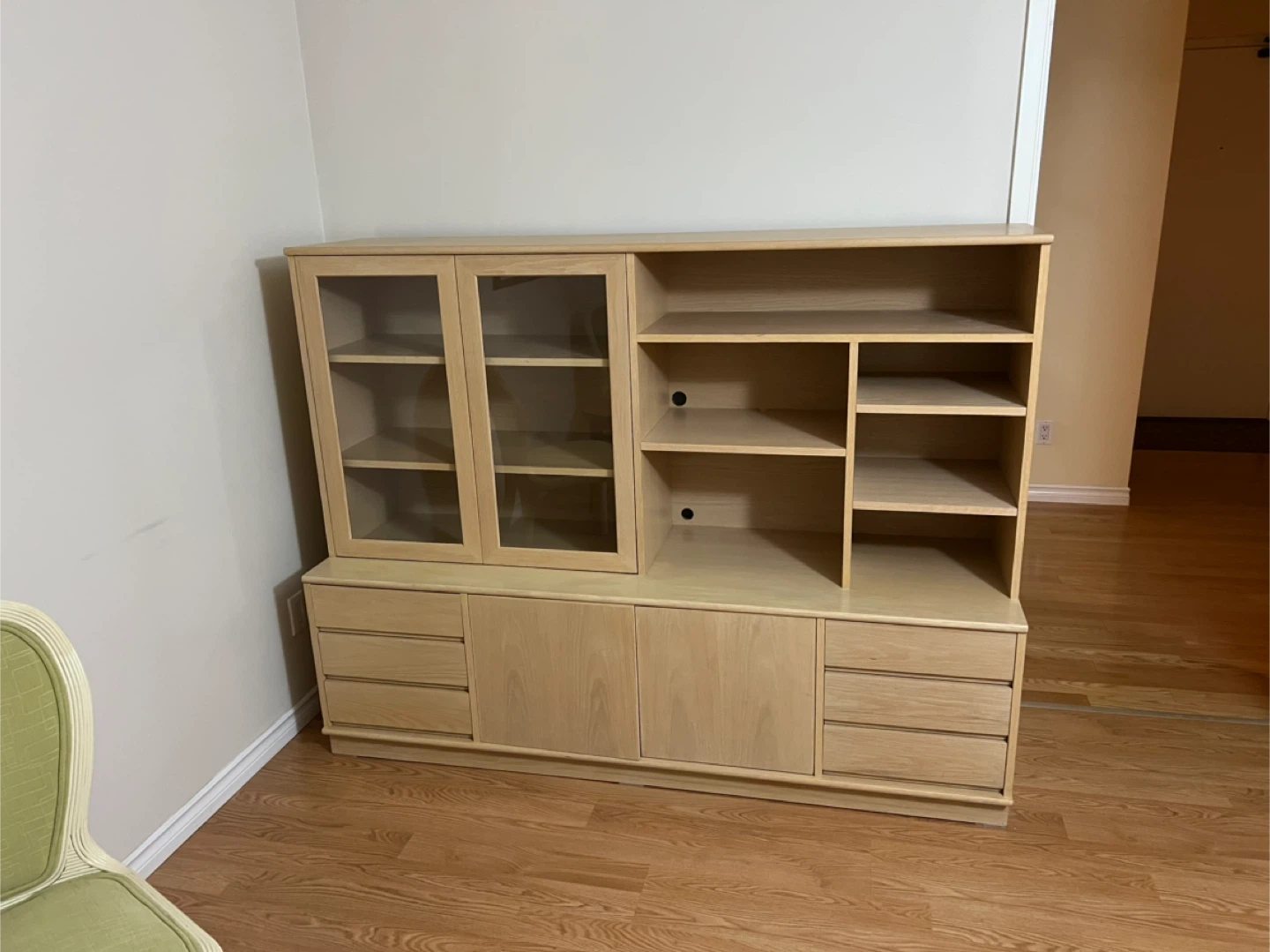 Light Wood Entertainment Unit with Glass Cabinet Doors