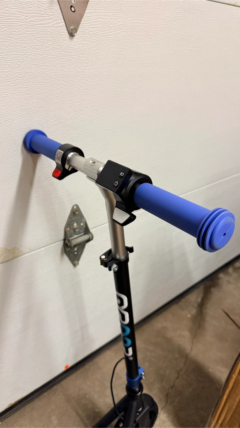 Gyroor H30 Max Electric Scooter - photo 2