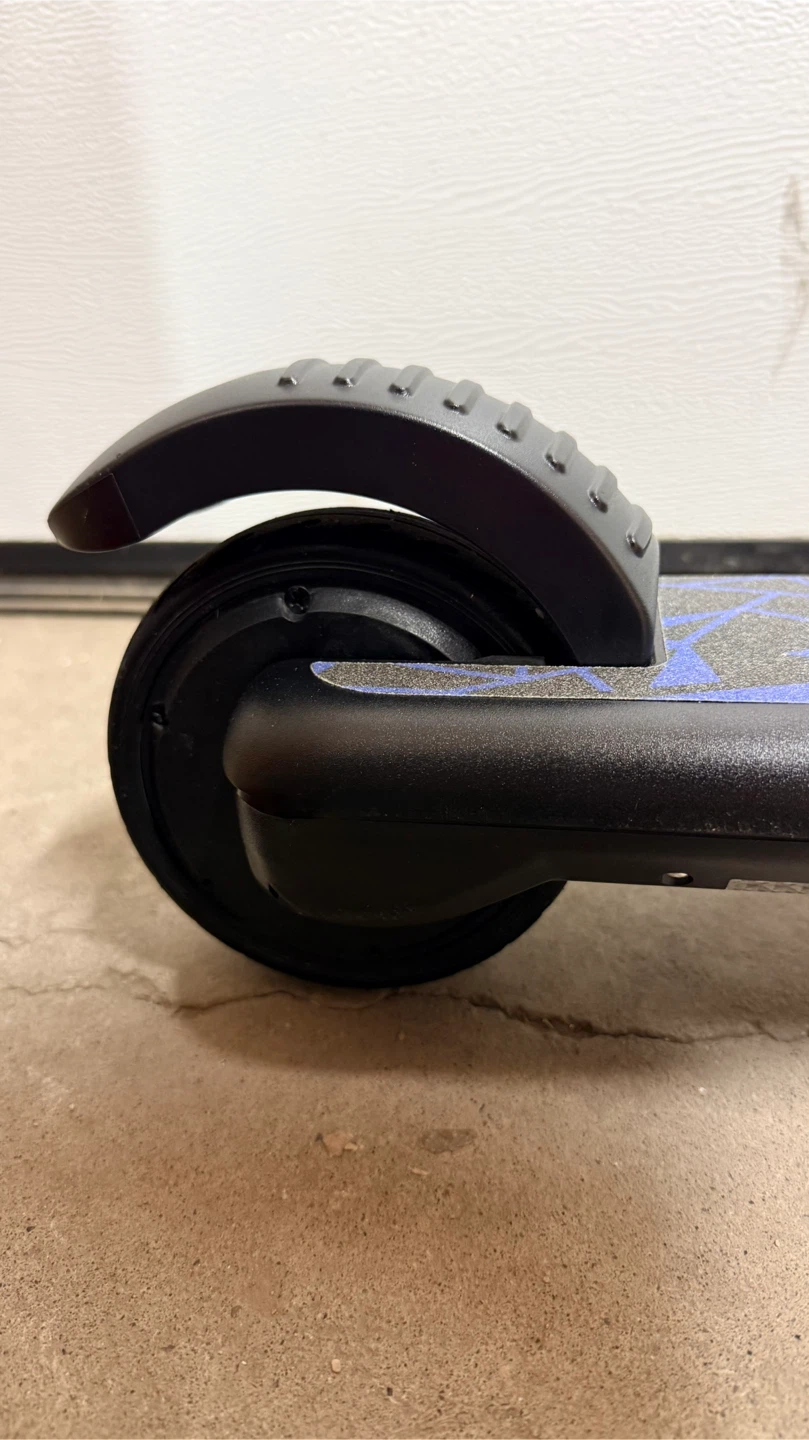 Gyroor H30 Max Electric Scooter - photo 4