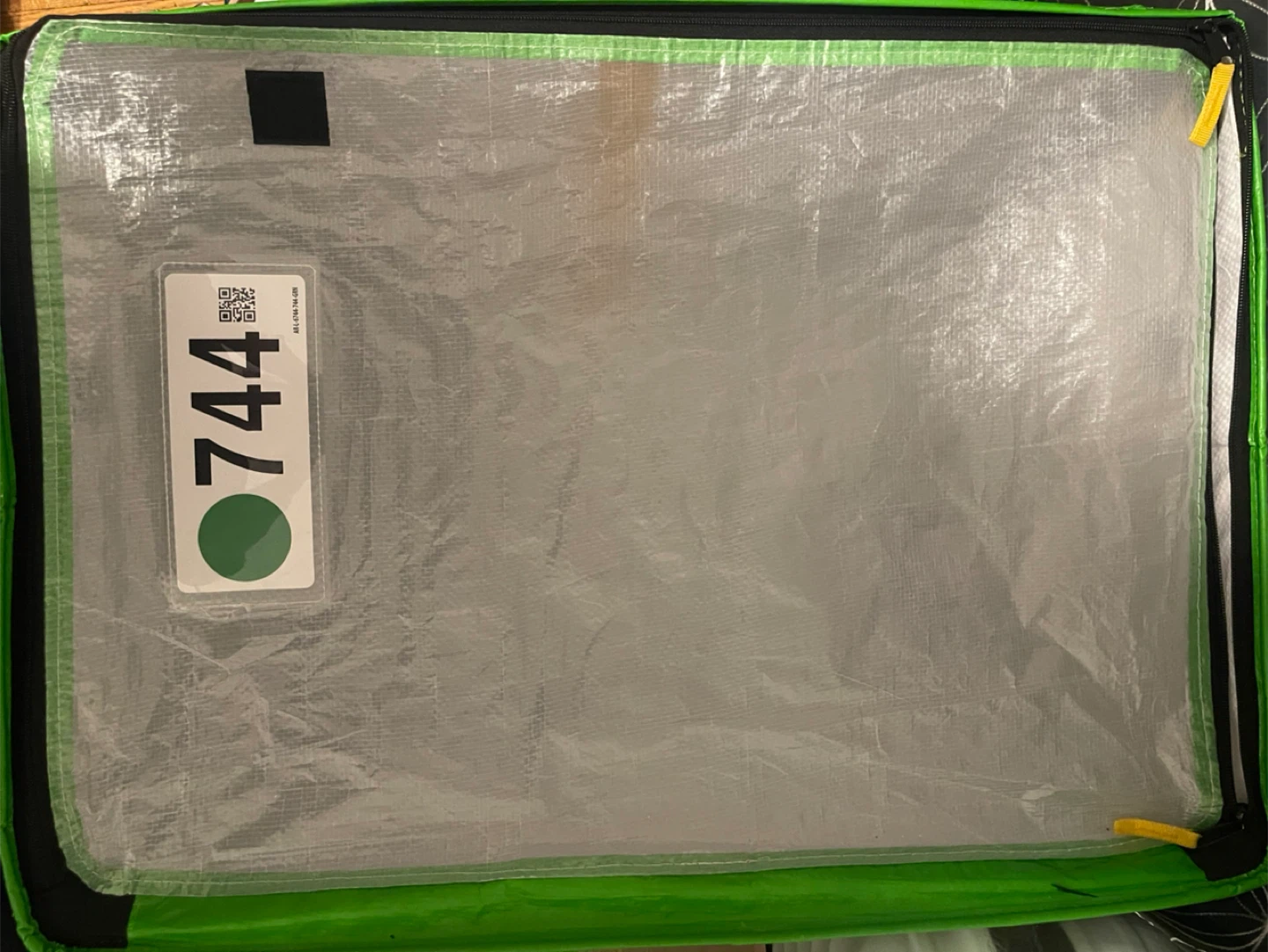 Green insulated delivery bag - photo 2
