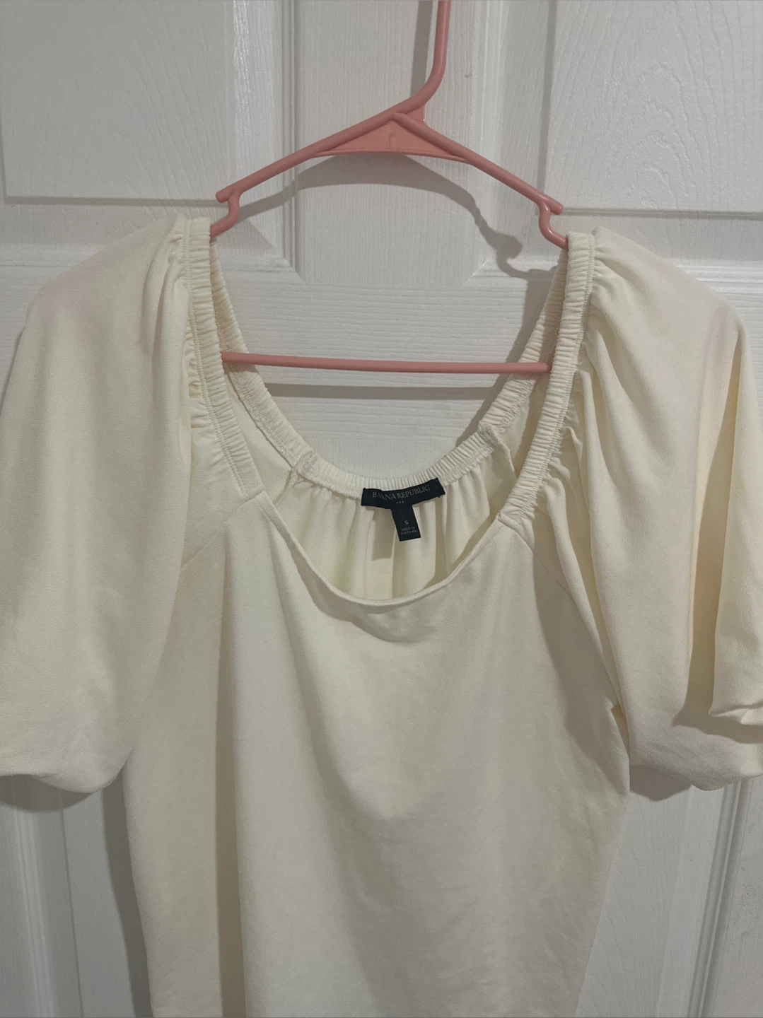 Banana Republic Cream Puff Sleeve Top - Size S - photo 2