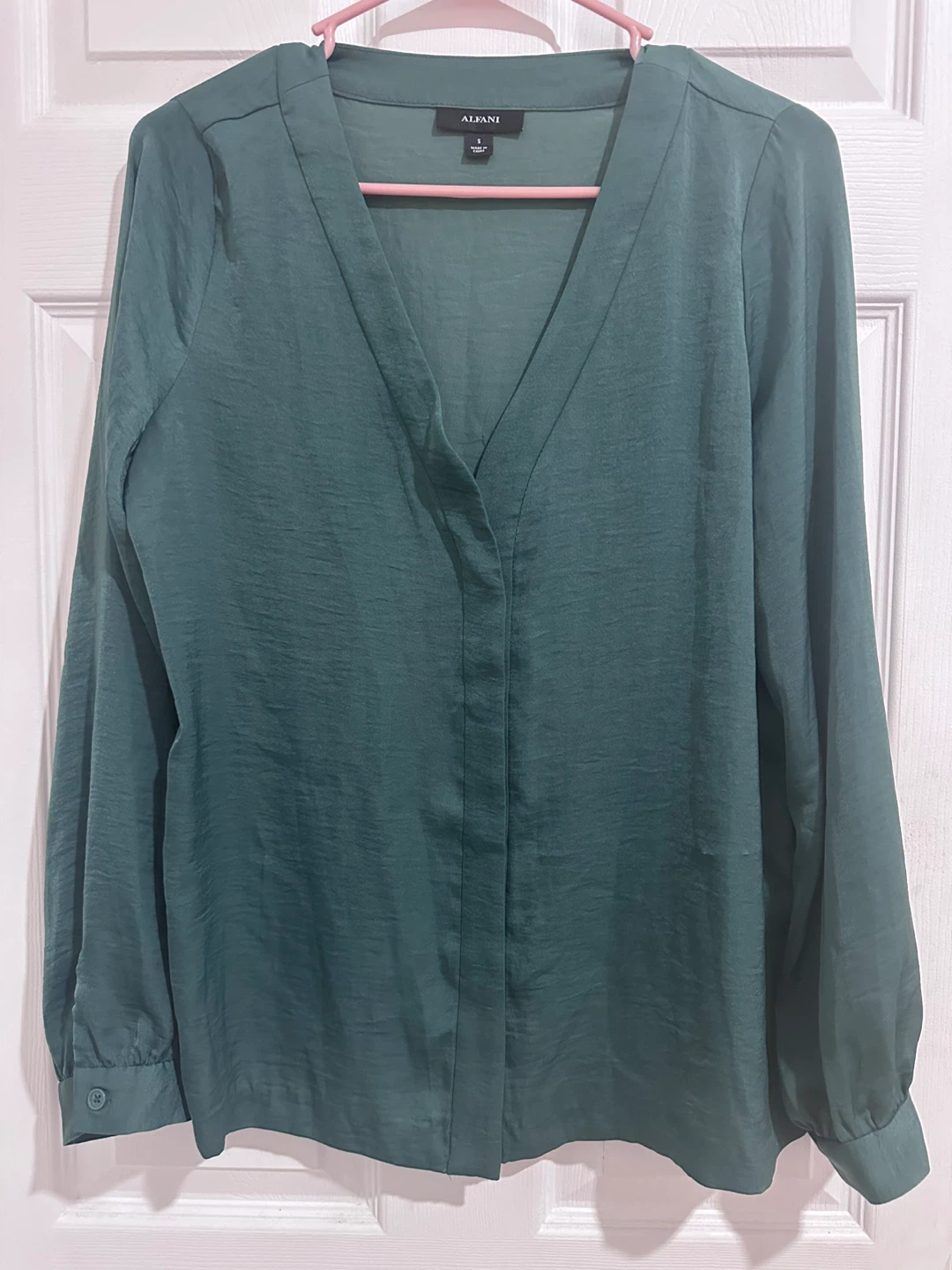 Alfani Women's Green V-Neck Long Sleeve Blouse Size S