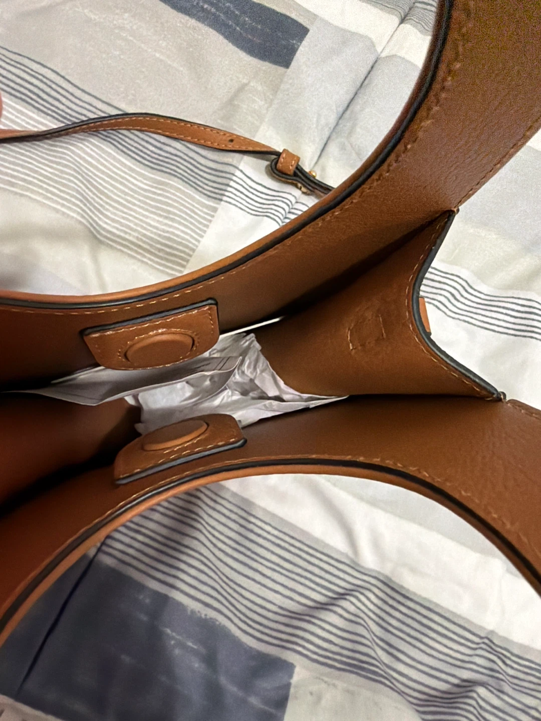 ALOHAS Tan Leather Oval Handbag with Shoulder Strap - photo 2