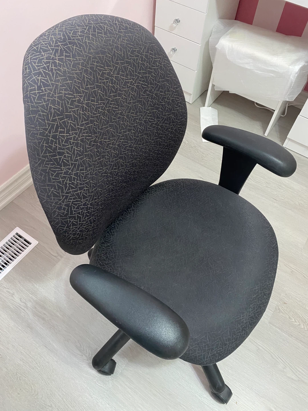 Office Chair - Black - photo 2