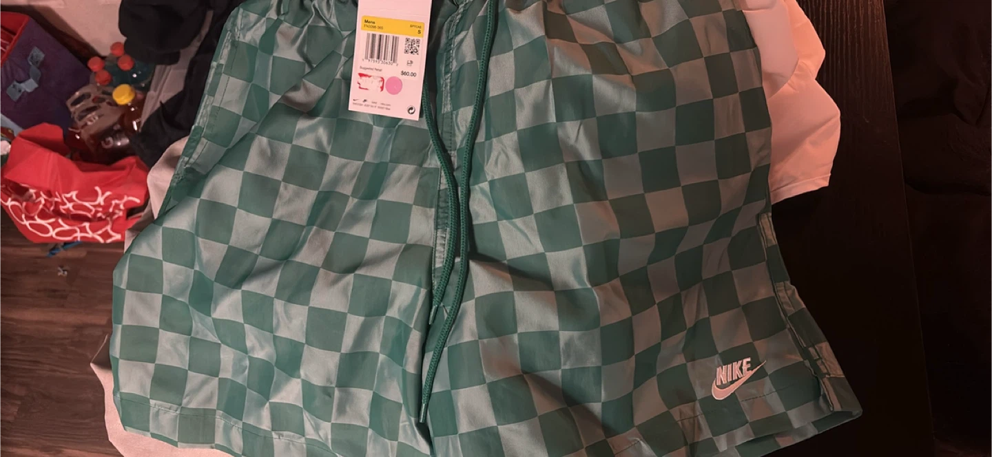 Nike Men's SPTCAS Shorts - Green Checkerboard - Size S - photo 2
