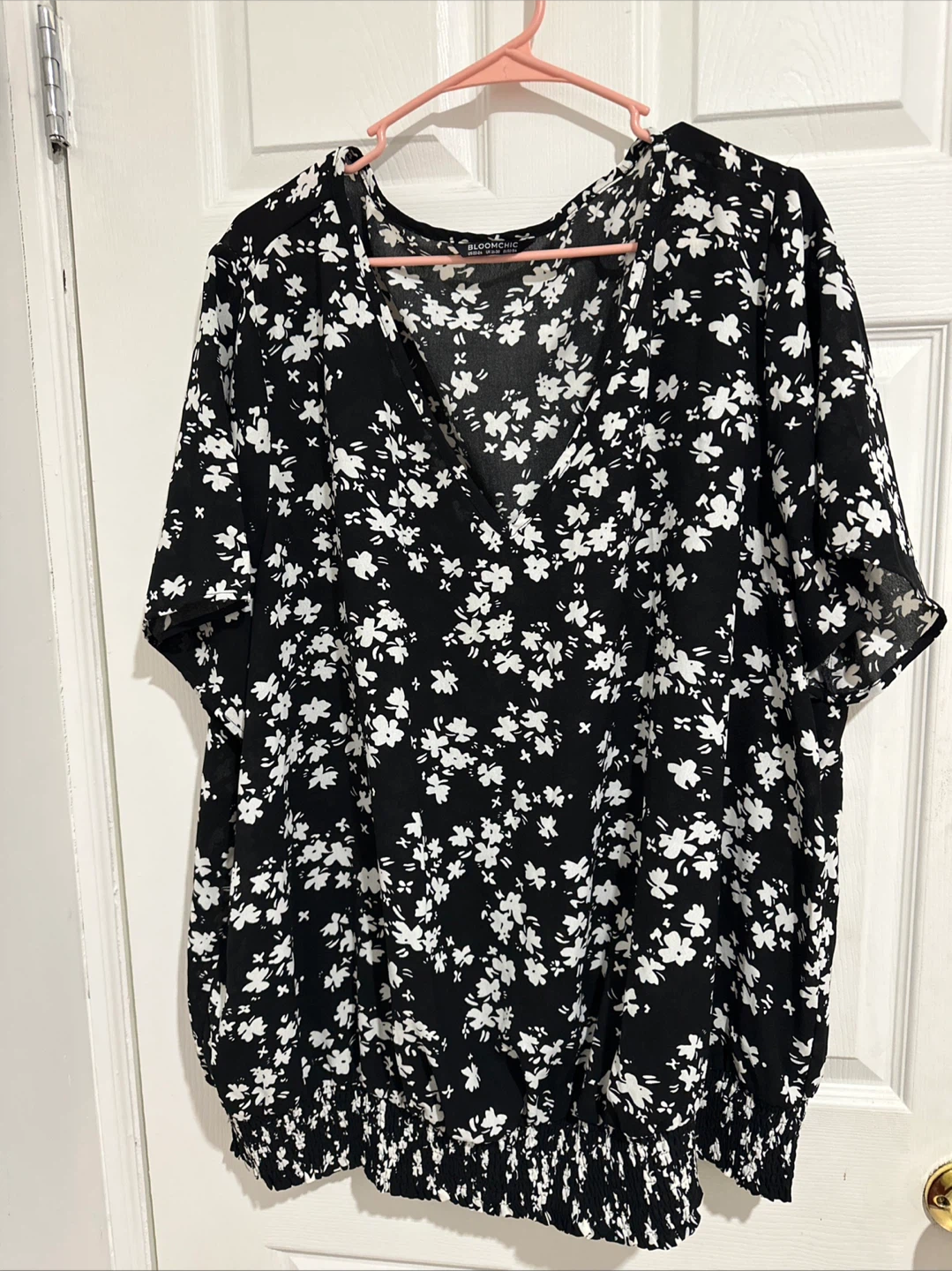 BloomChic Black Floral V-Neck Blouse - photo 5