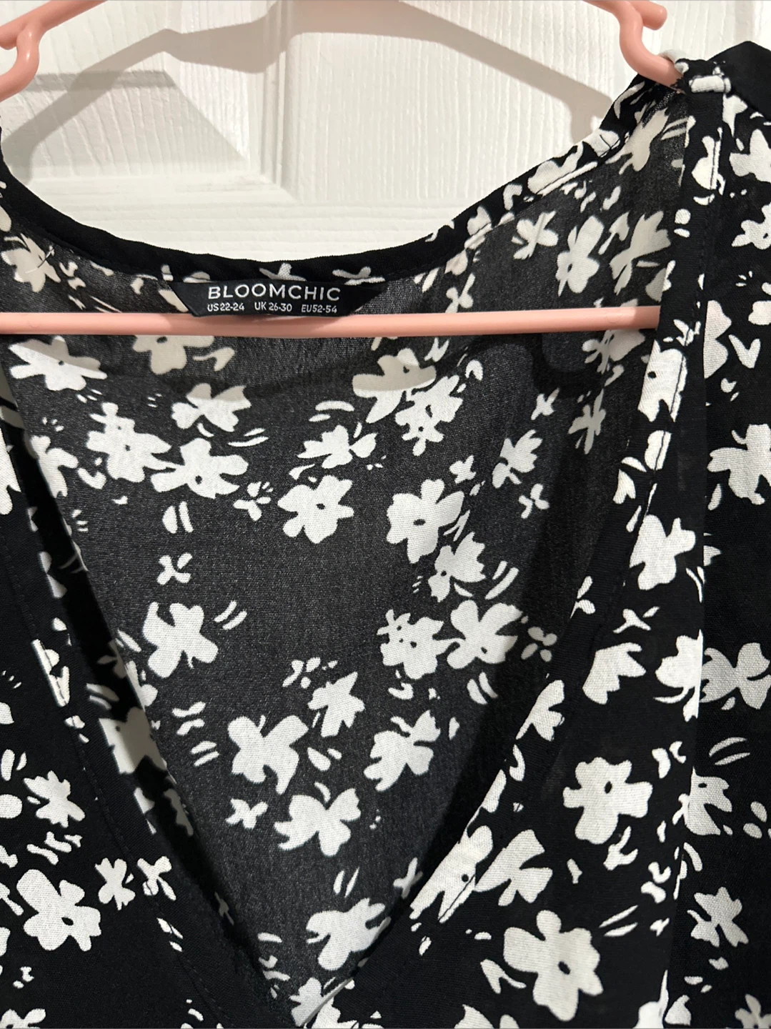 BloomChic Black Floral V-Neck Blouse - photo 4
